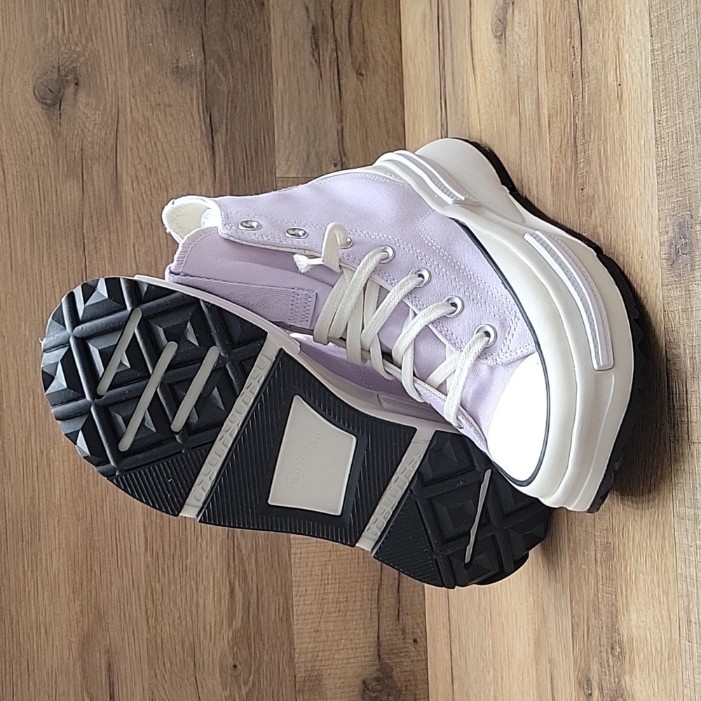 Converse High Top Brand new in the box no lid authentic. - Picture 6 of 16